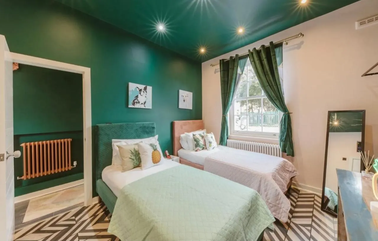 Jacuzzi-Cinema-Tower Bridge Holiday home